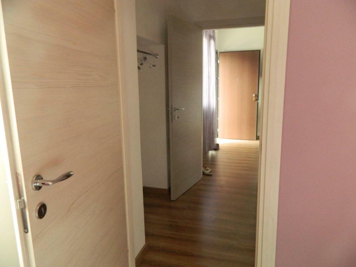 Appartamento Masha Como Mozzate Exterior foto