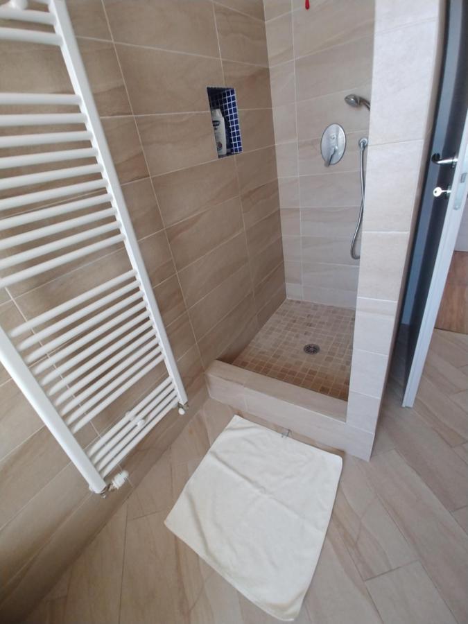 Appartamento Masha Como Mozzate Exterior foto